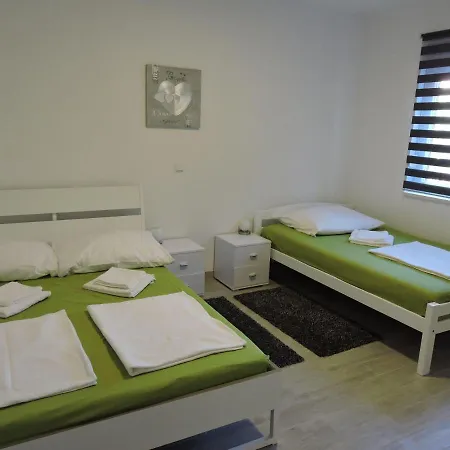 Hotel Villa-meli *