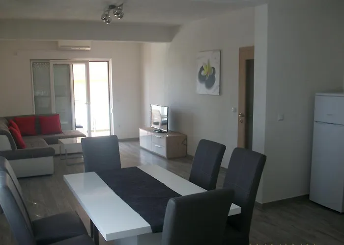 Hotel Villa-meli *